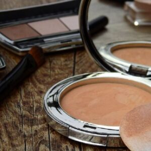 Bedak untuk Kulit Kusam dan Kering yang Bisa Masuk Daftar List Kamu 