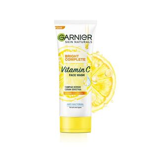 Garnier Skin Naturals Bright Complete Vitamin C Face Wash Scrub