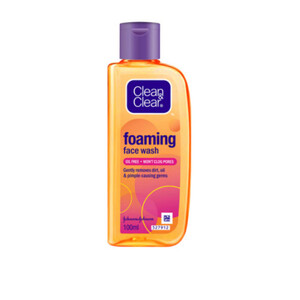 Clean & Clear Foaming Face Wash