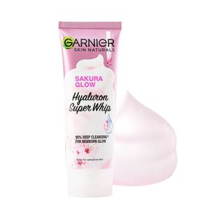 Garnier Skin Naturals Sakura Glow Hyaluron Super Whip