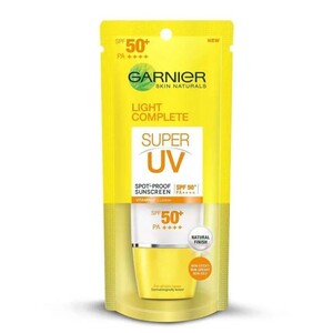 Garnier Skin Naturals Bright Complete Vitamin C Super UV Spot-Proof Sunscreen SPF50+ PA++++
