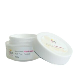 Aish Sunscreen Day Cream with Pearl Extract
